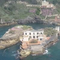 Bí Mật Hòn Đảo Tuyệt Đẹp Bị Nguyền Rủa Ở Ý